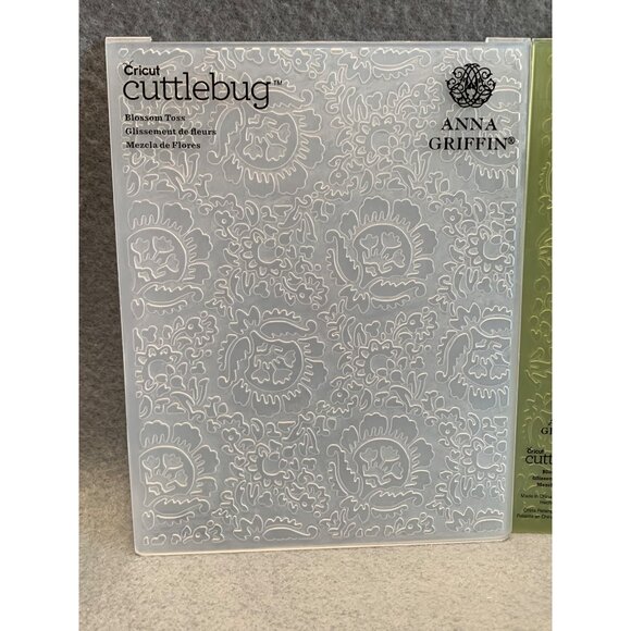 Anna Griffin Cricut Cuttlebug Blossom Toss Embossing Folders & Border Set - Picture 3 of 6